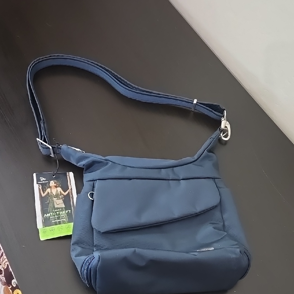 Travelon 5 Point Anti Theft Security Navy Blue Crossbody Messenger Travel Bag